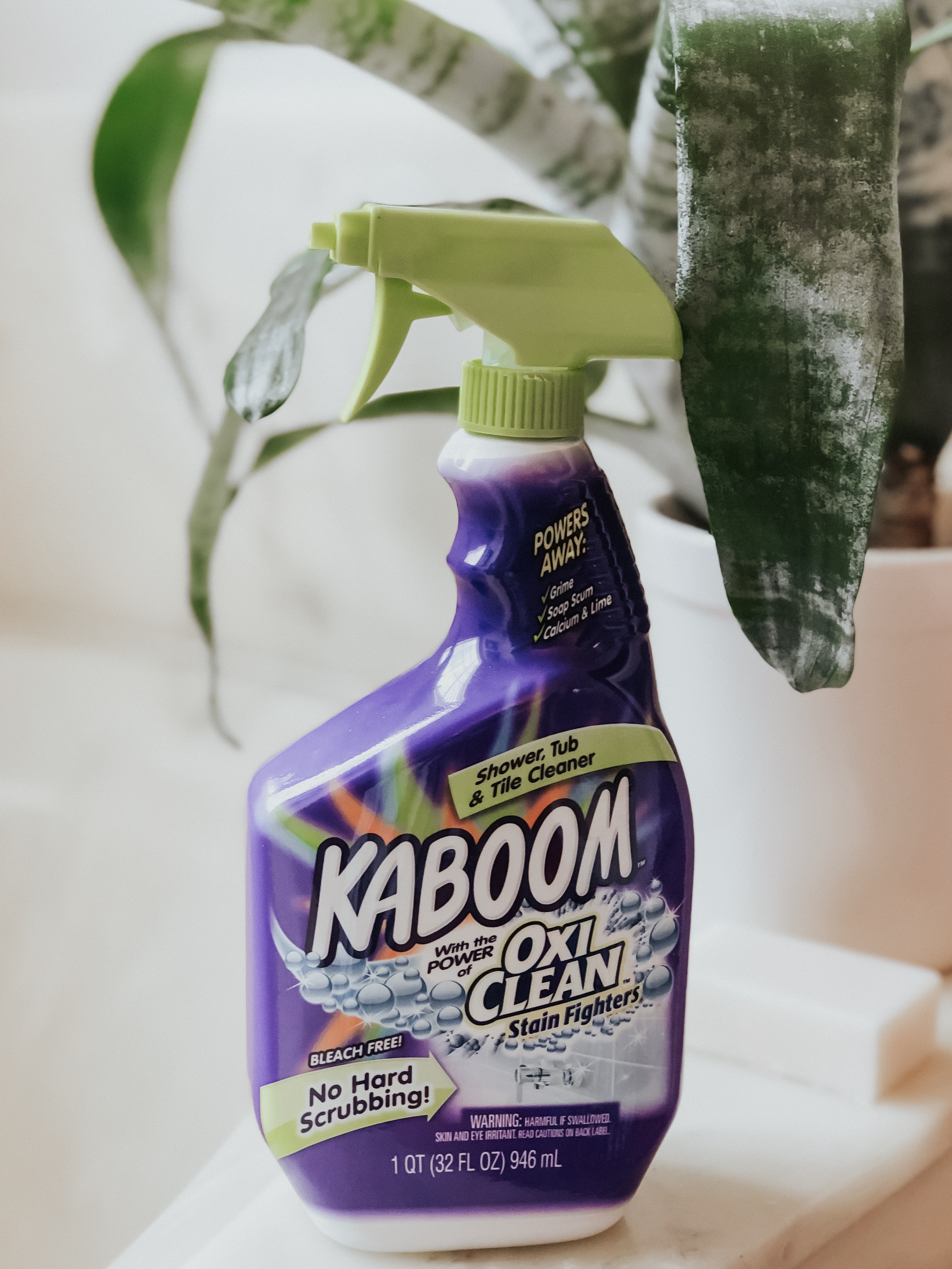  Kaboom Shower, Tub & Tile Cleaner with Oxi Clean 32 oz